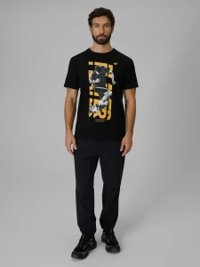 MĘSKI T-SHIRT Z NADRUKIEM 4FWSS26TTSHM3330 GŁĘBOKA CZERŃ